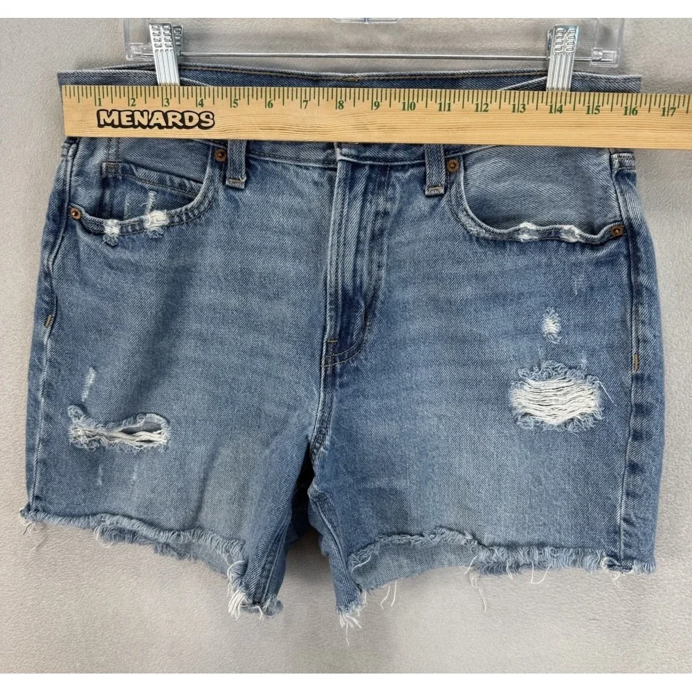 Old Navy Women's Sz 8 Cut Off High-Rise Distressed 100% Cotton Blue Denim Shorts